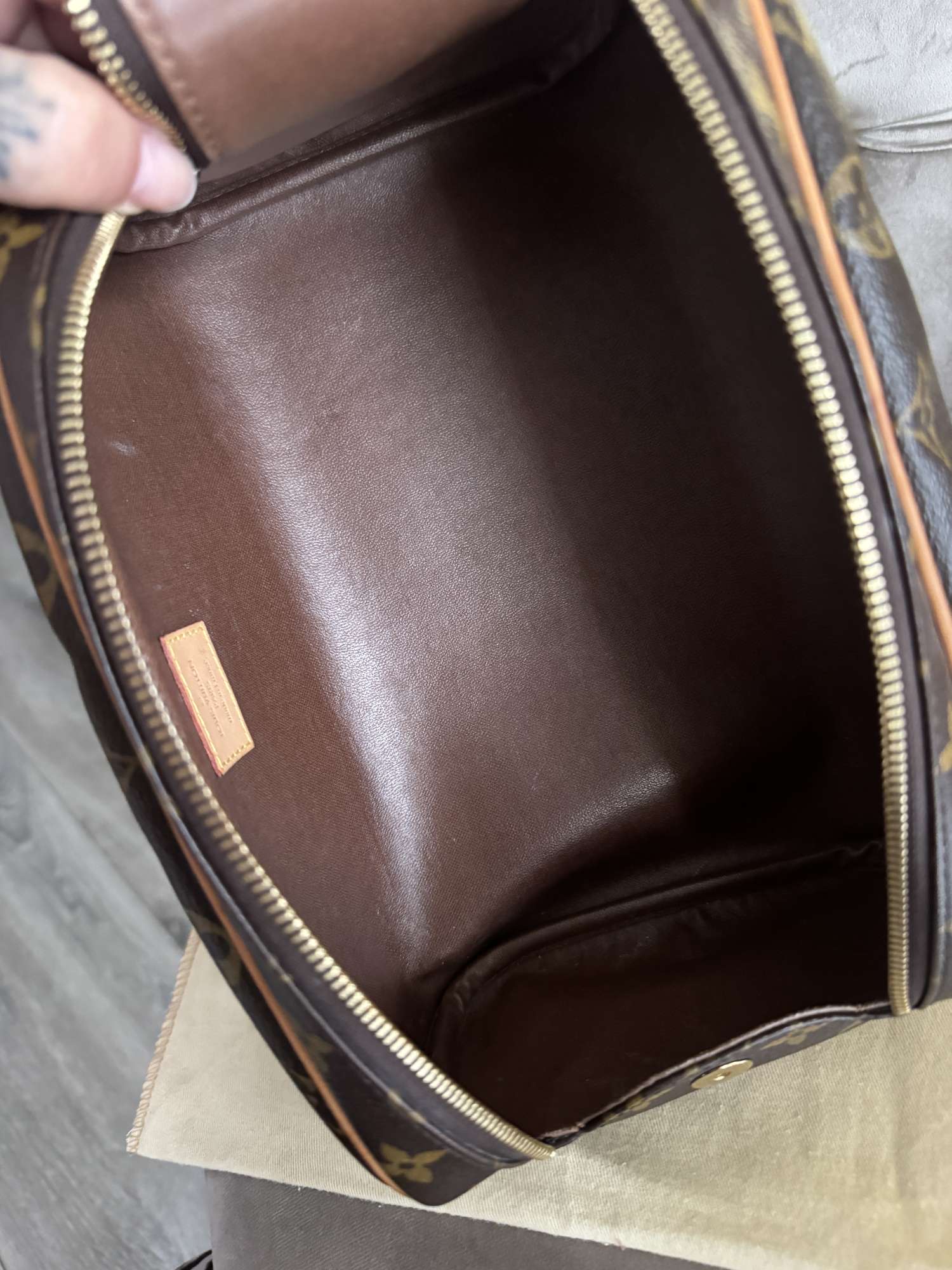 Louis Vuitton king size toiletry