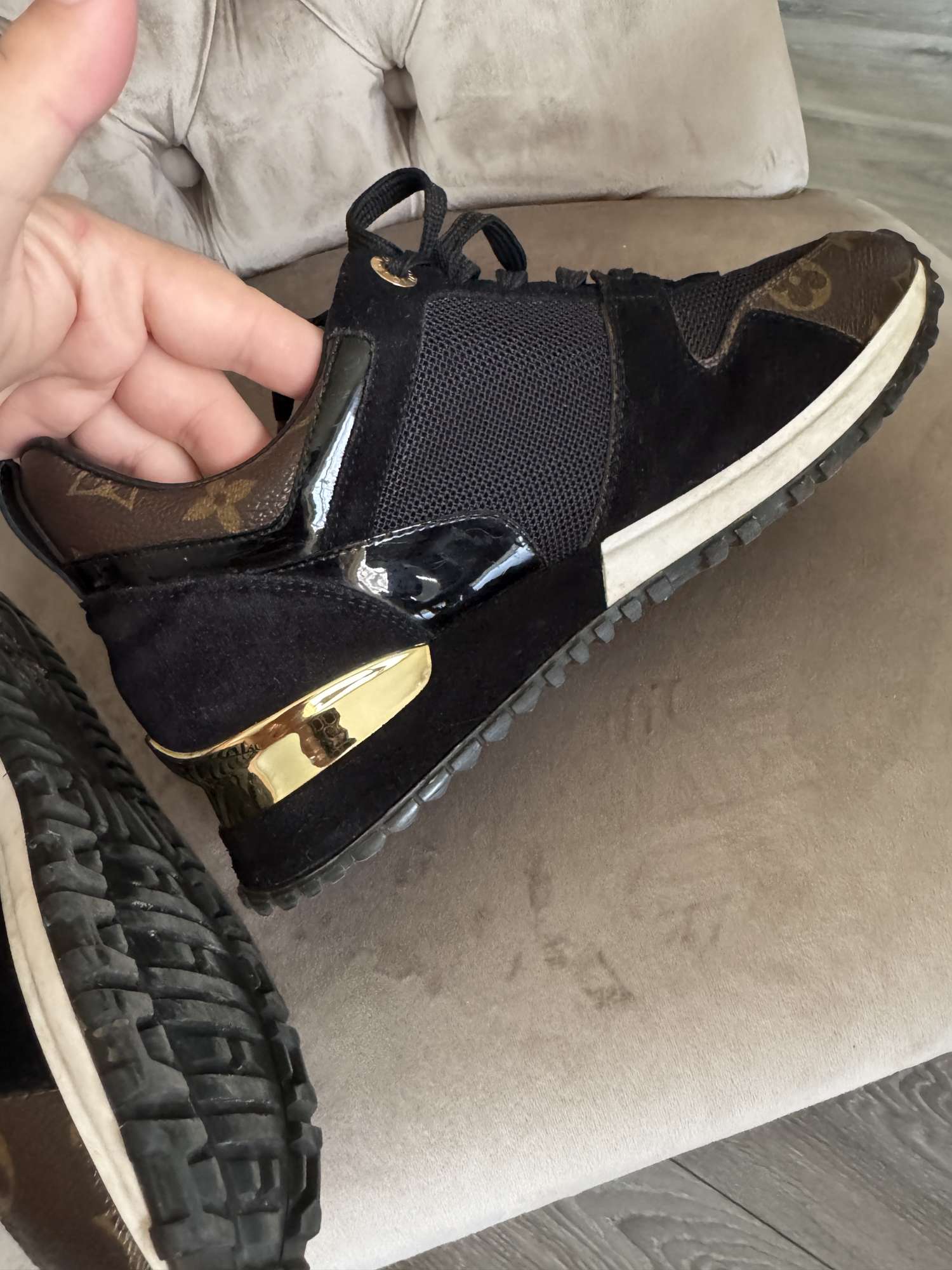 Louis Vuitton Run Away