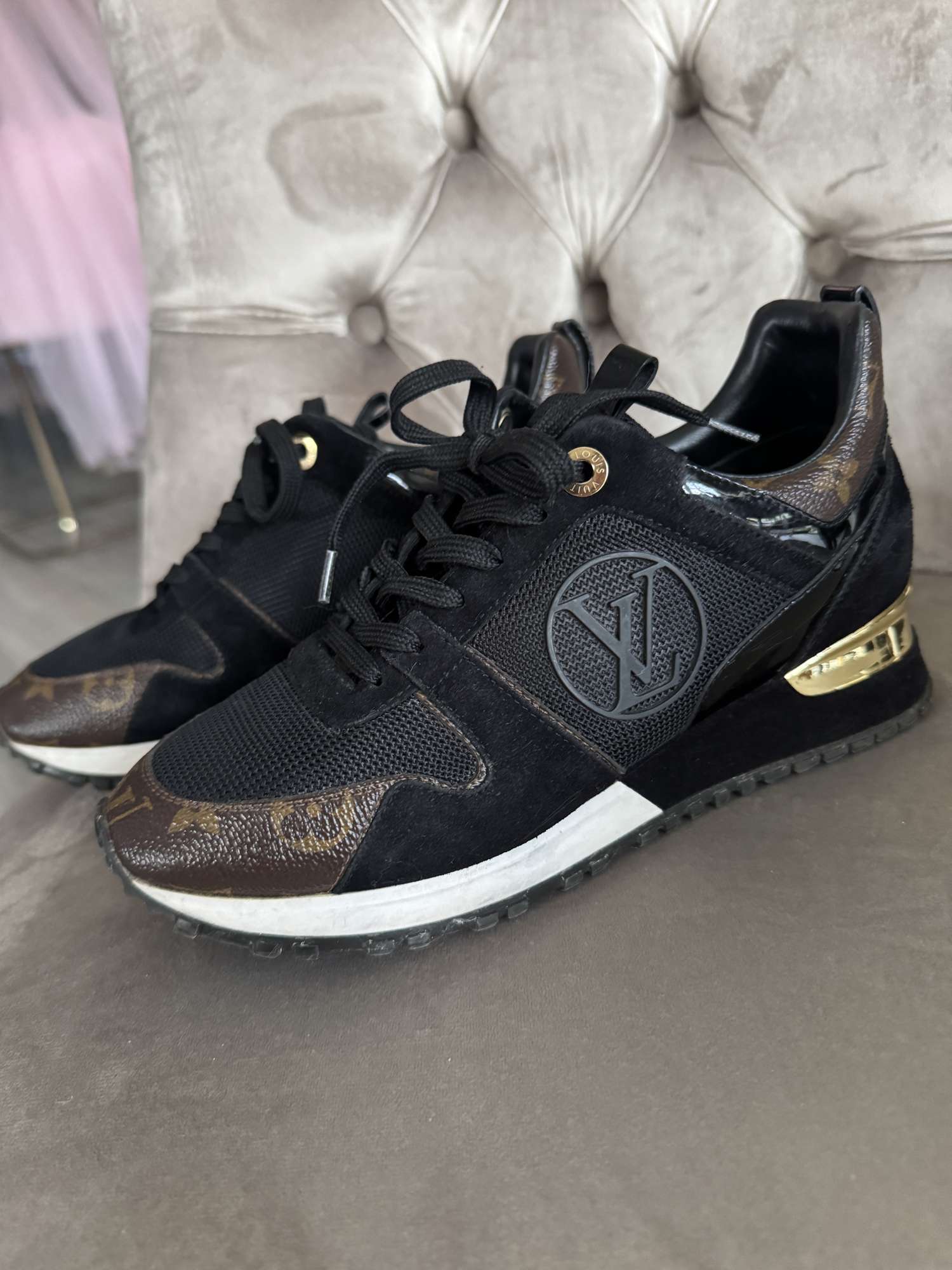 Louis Vuitton Run Away