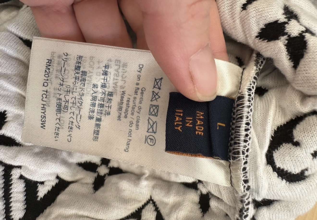 Louis Vuitton sveter