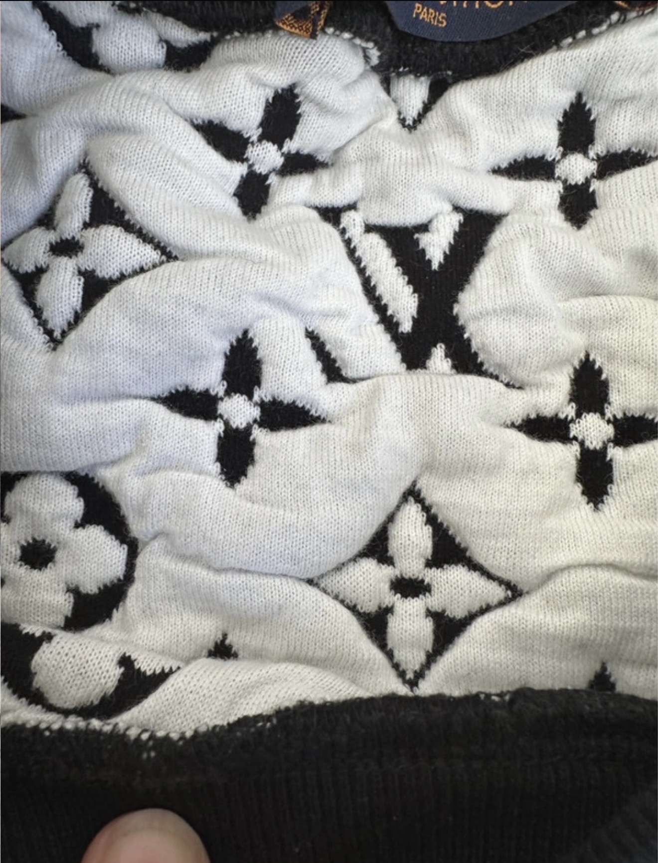 Louis Vuitton sveter