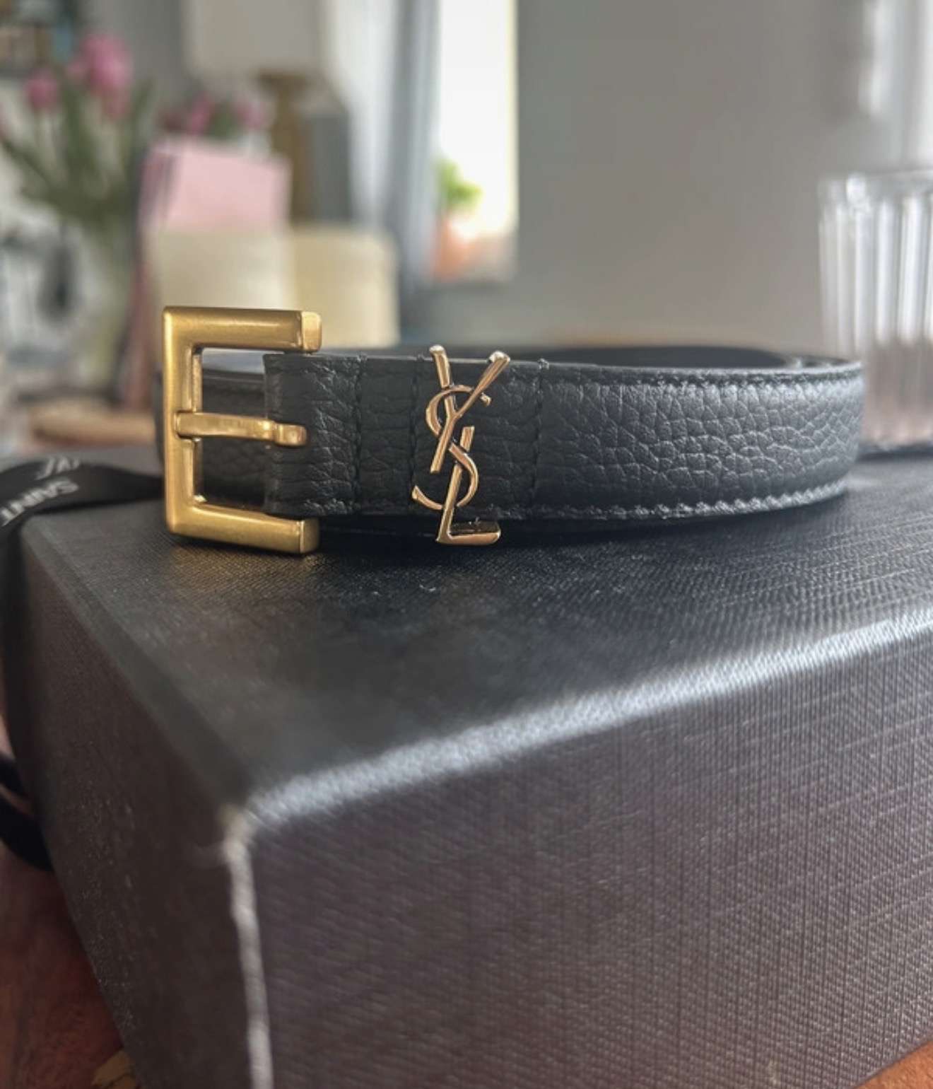 YSL opasok