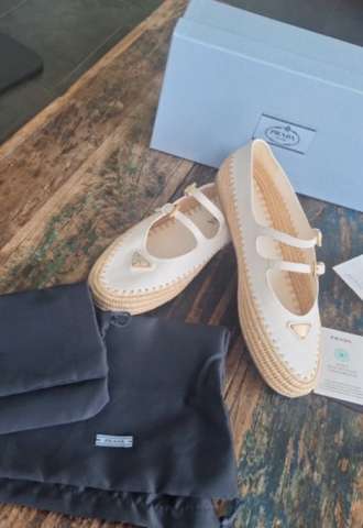 https://vipluxury.sk/Prada espadrilky