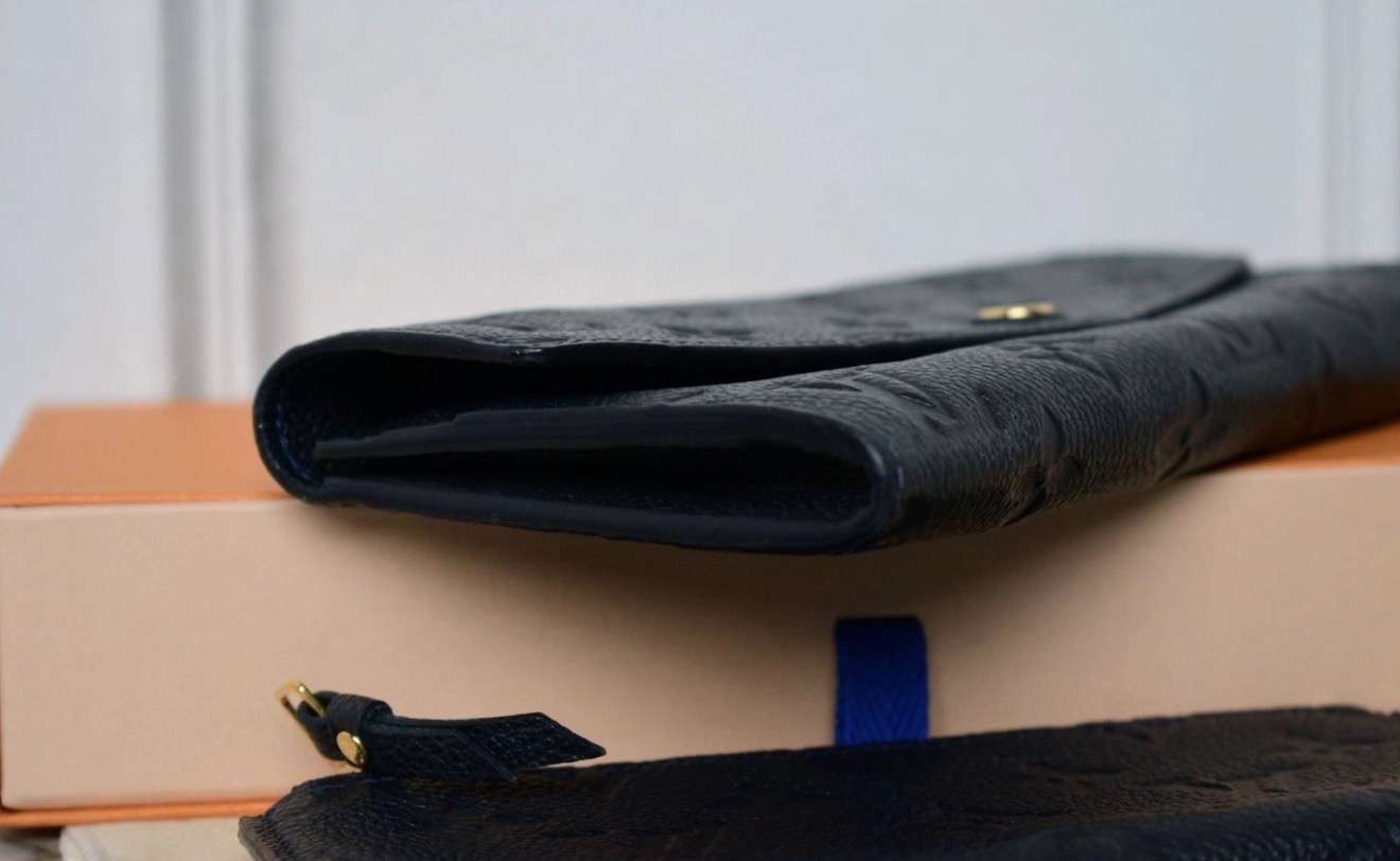 Louis Vuitton Sarah peňaženka