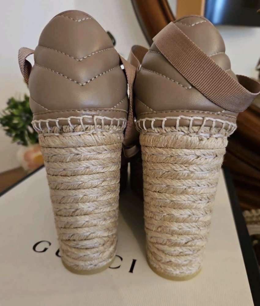 Gucci sandalky