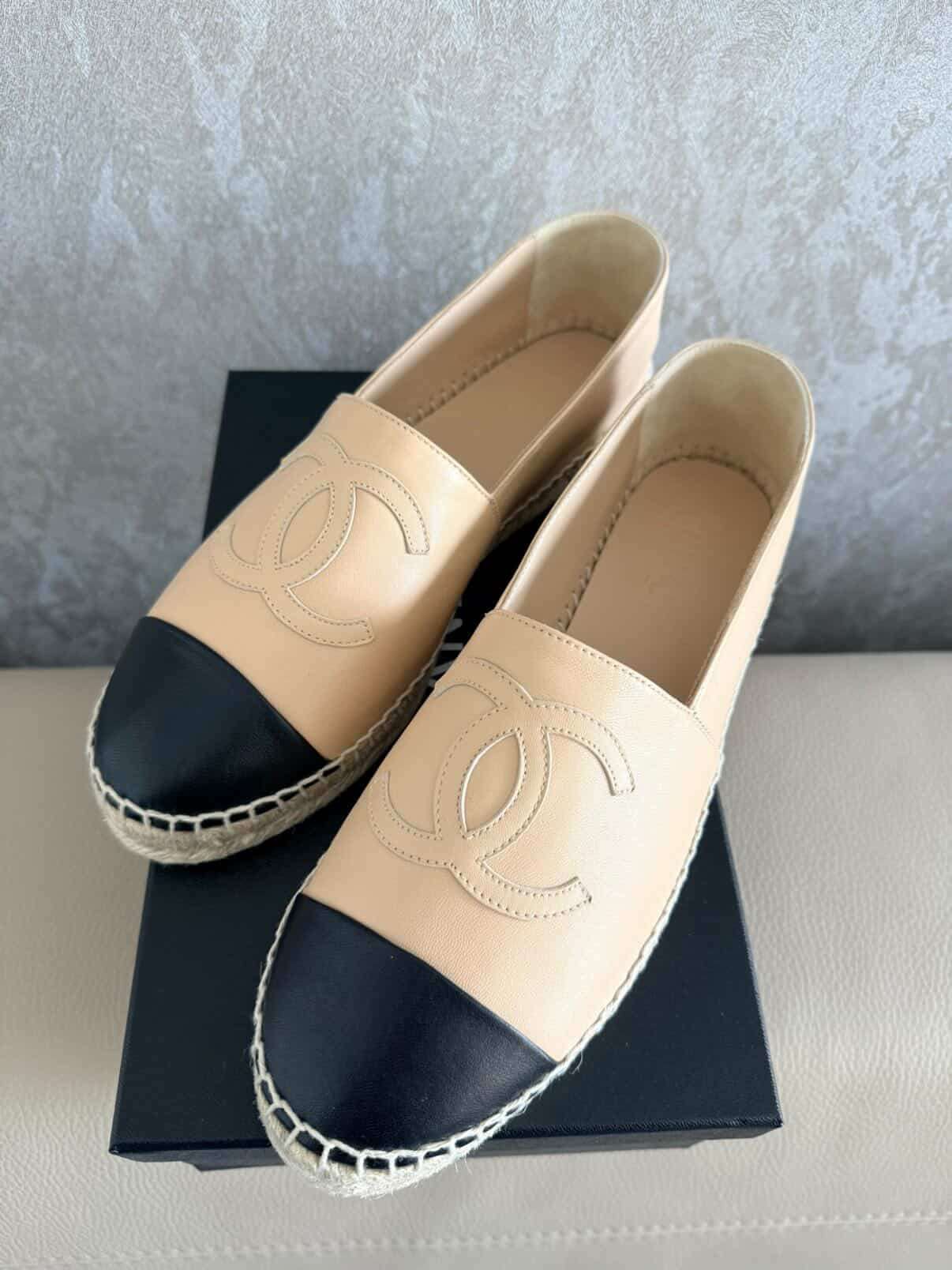 Chanel espadrille