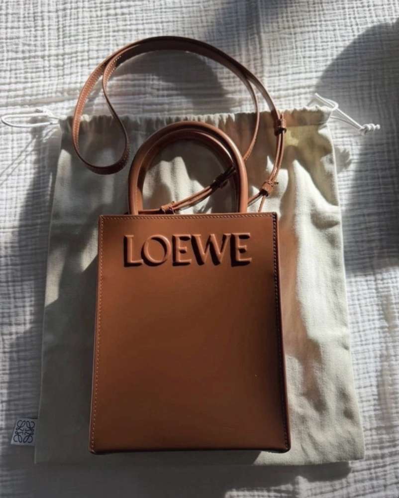LOEWE taška