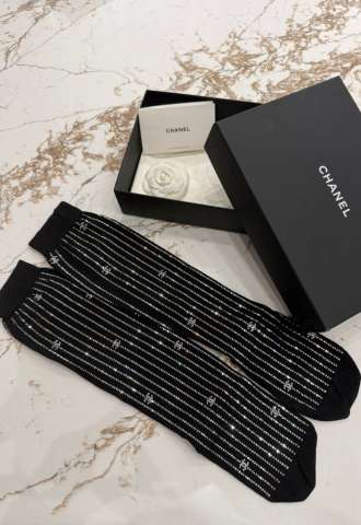 https://vipluxury.sk/Chanel ponožky