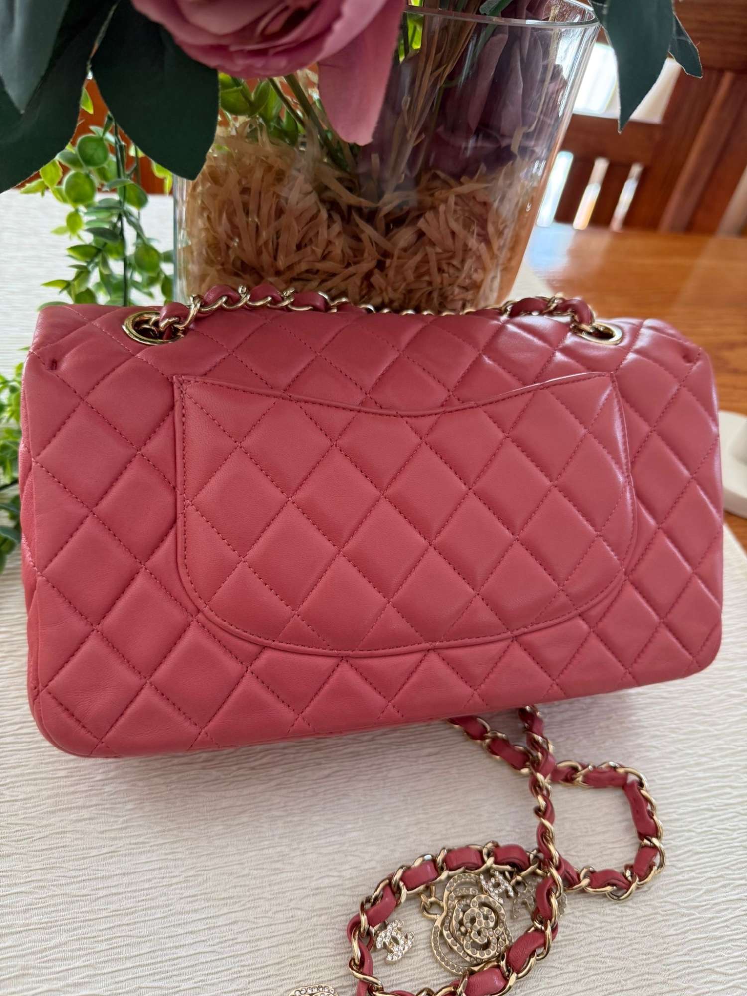 Chanel médium flap bag