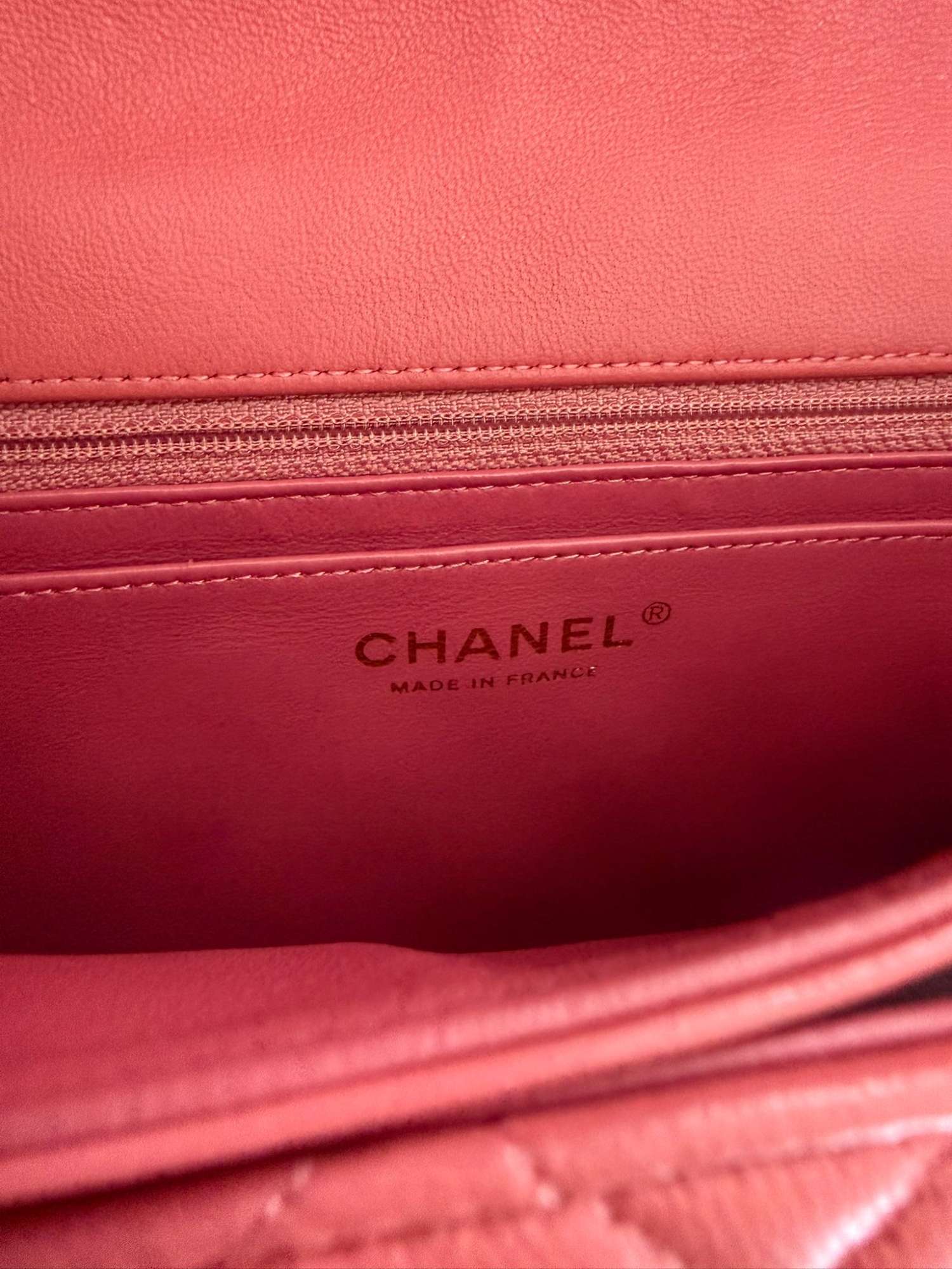 Chanel médium flap bag