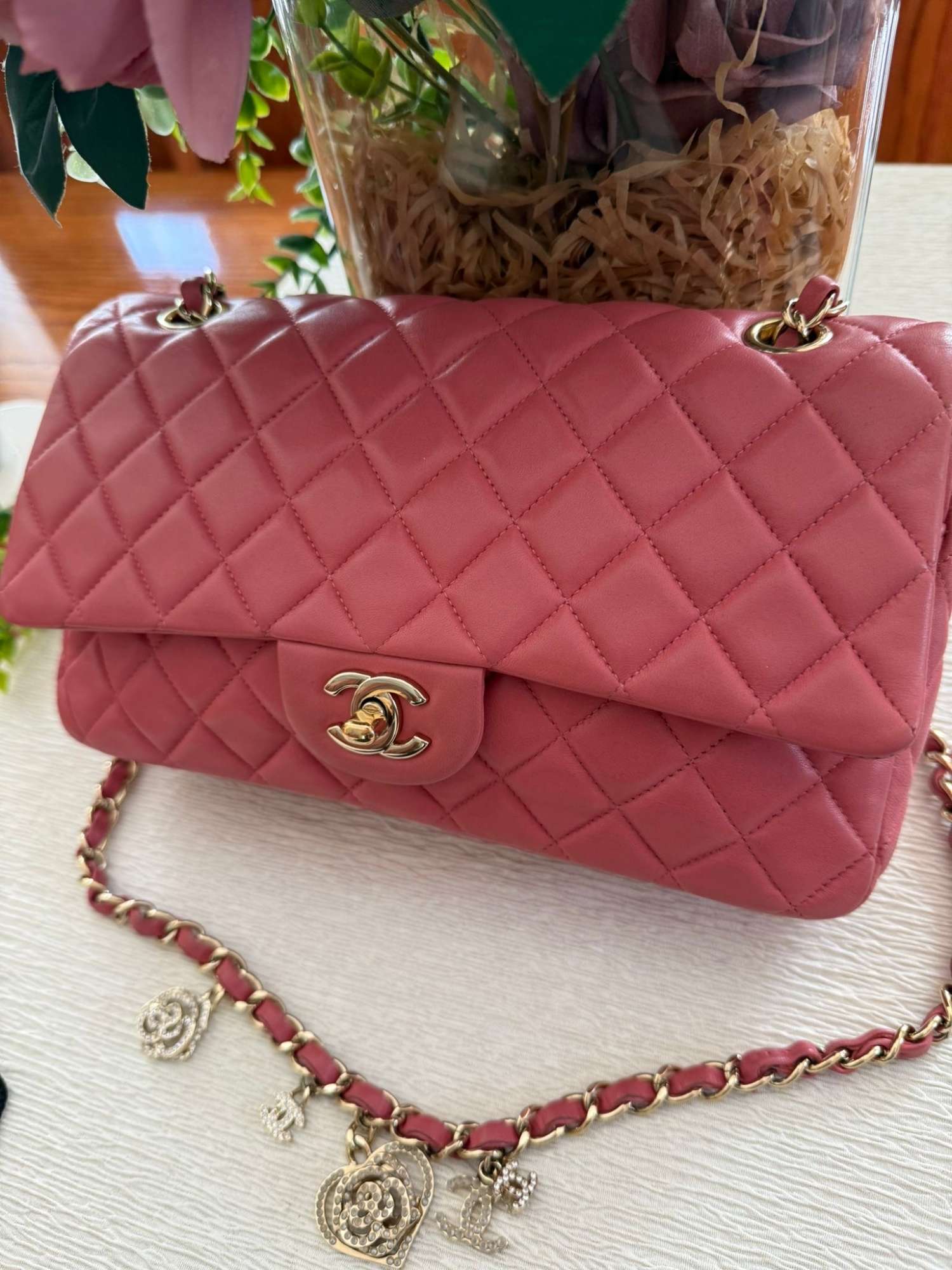Chanel médium flap bag