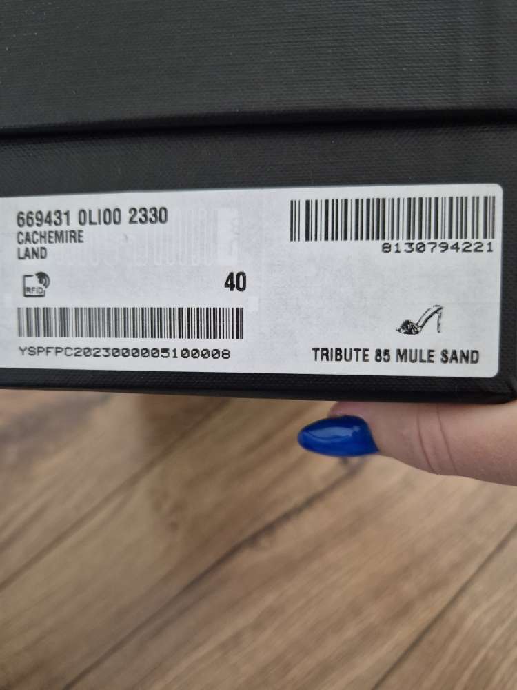 Nové kožené sandále YSL veľkosť 40