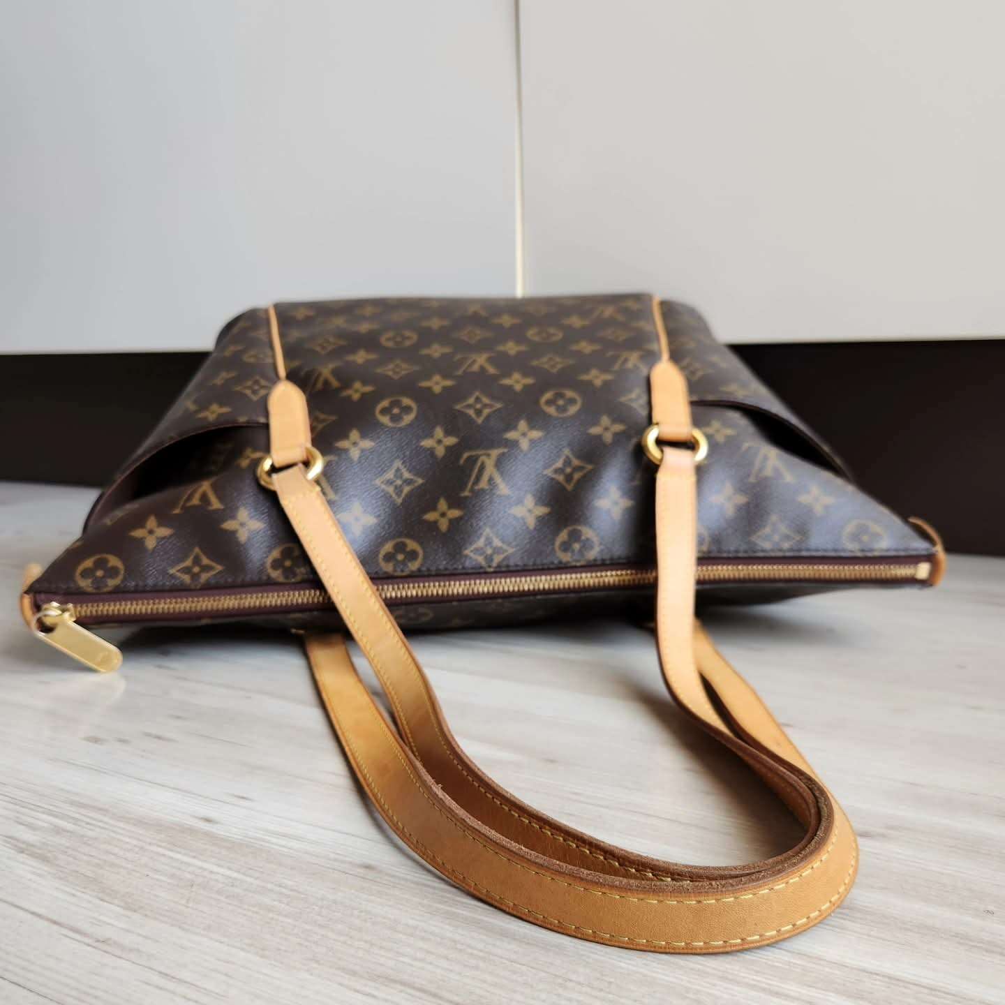 Louis Vuitton Totally MM