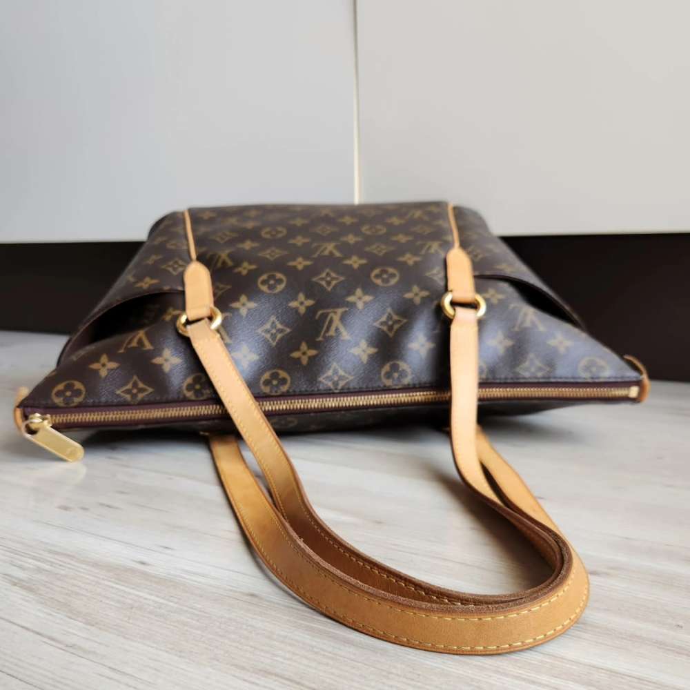 Louis Vuitton Totally MM