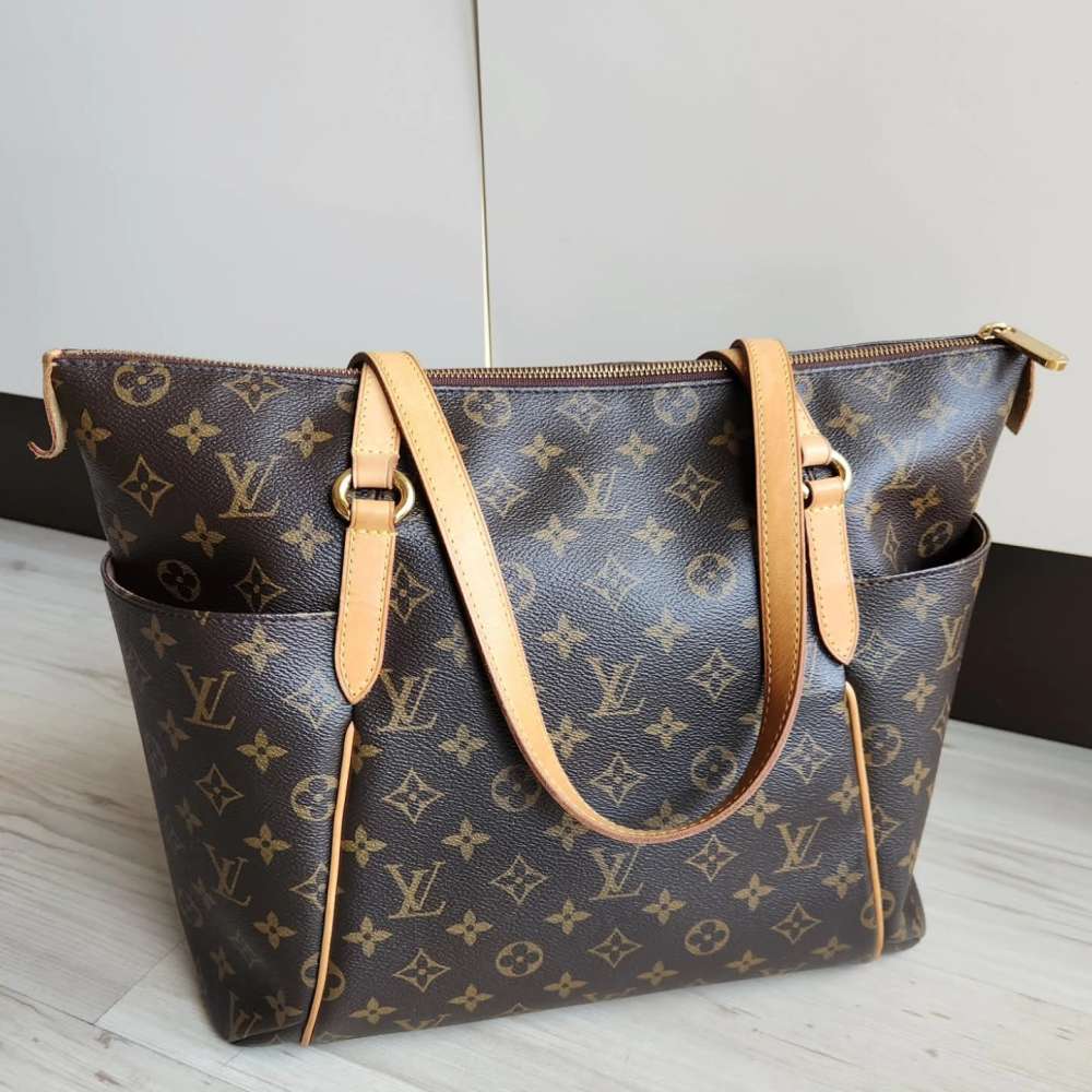Louis Vuitton Totally MM