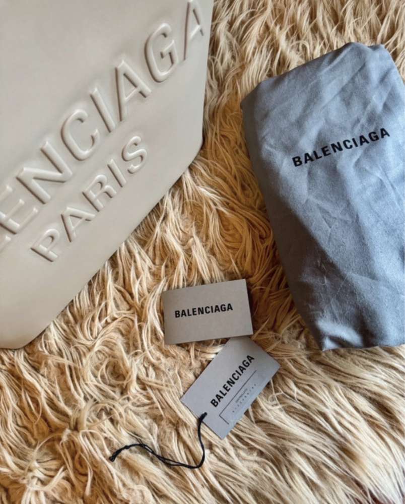Balenciaga kabelka