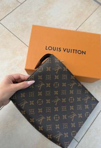 https://vipluxury.sk/Louis Vuitton Toiletka