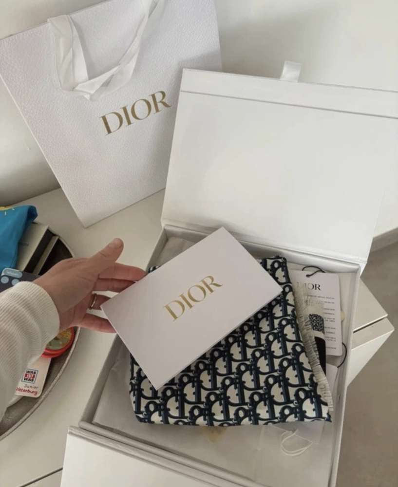 Dior satka