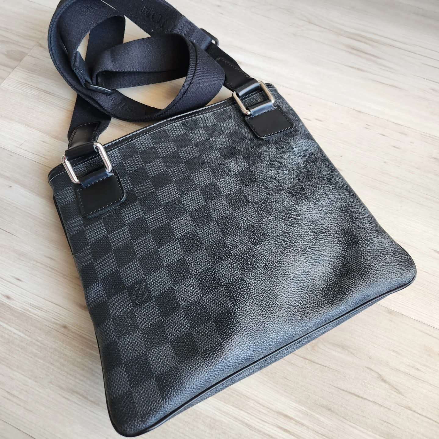 Louis Vuitton Thomas