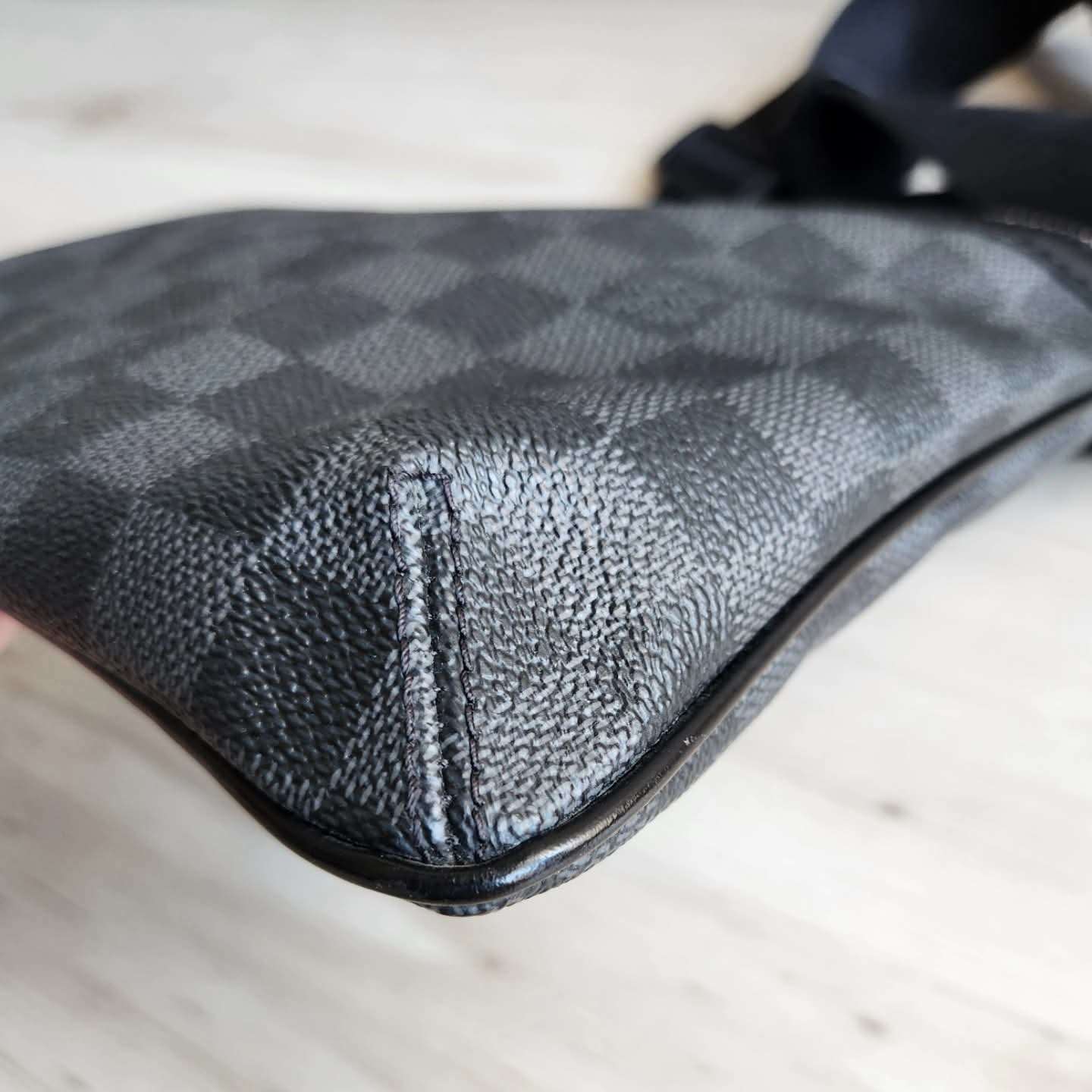 Louis Vuitton Thomas