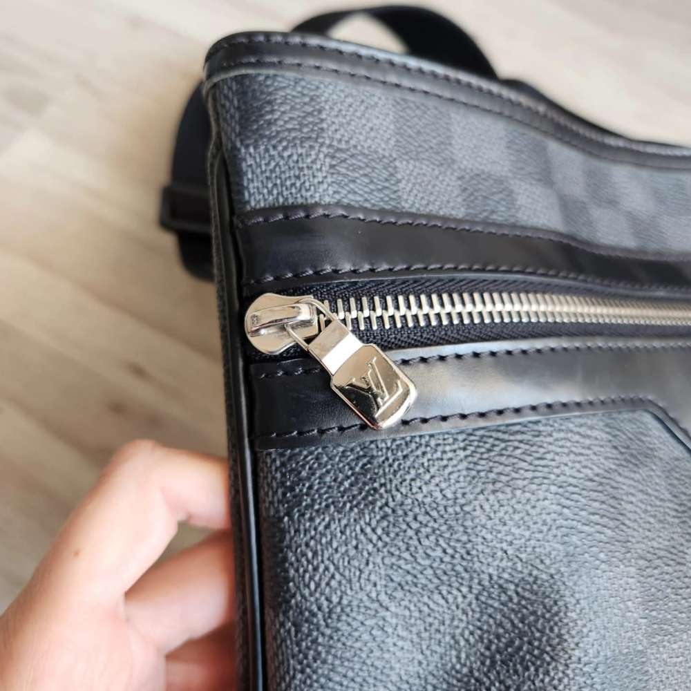 Louis Vuitton Thomas