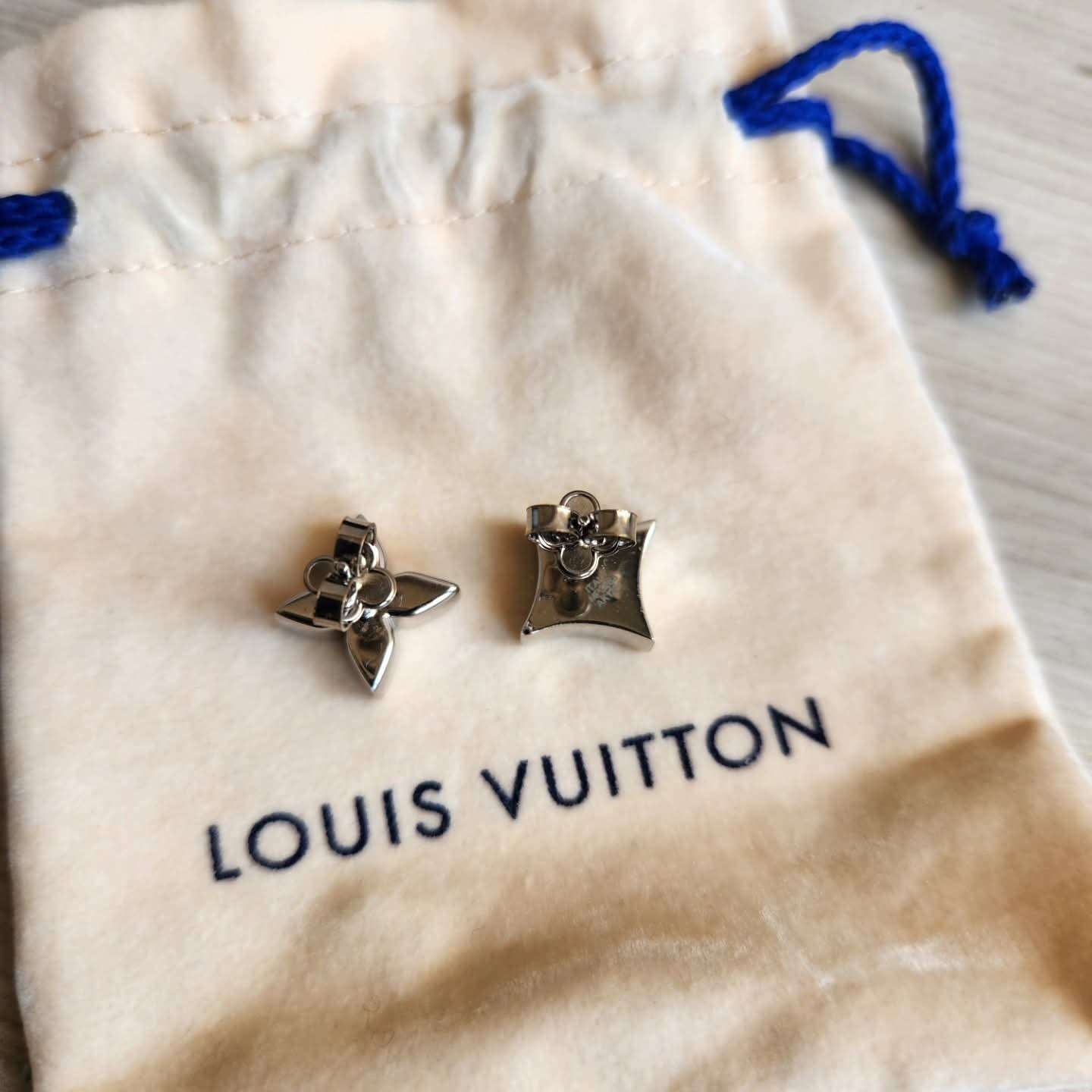 Louis Vuitton Nausnice