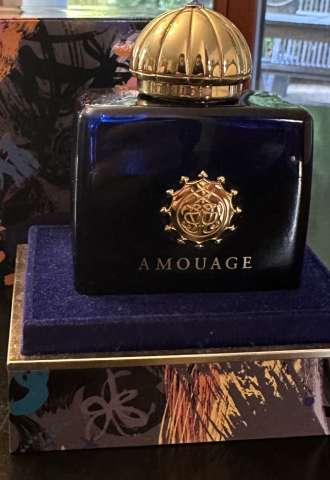 https://vipluxury.sk/Amouage