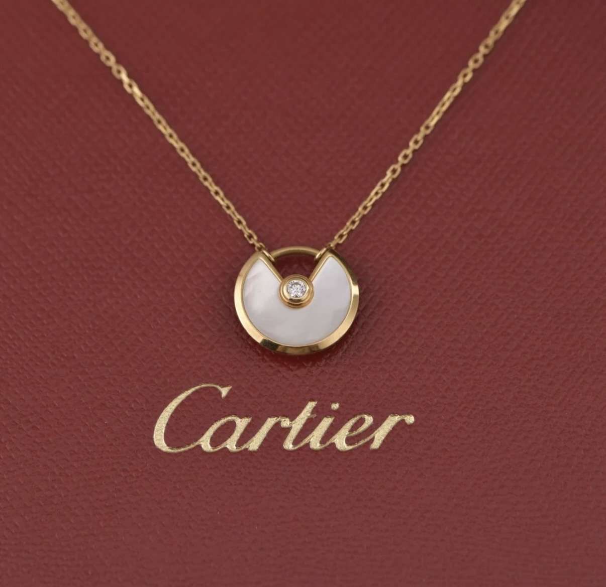 Cartier Amulette Nahrdelník