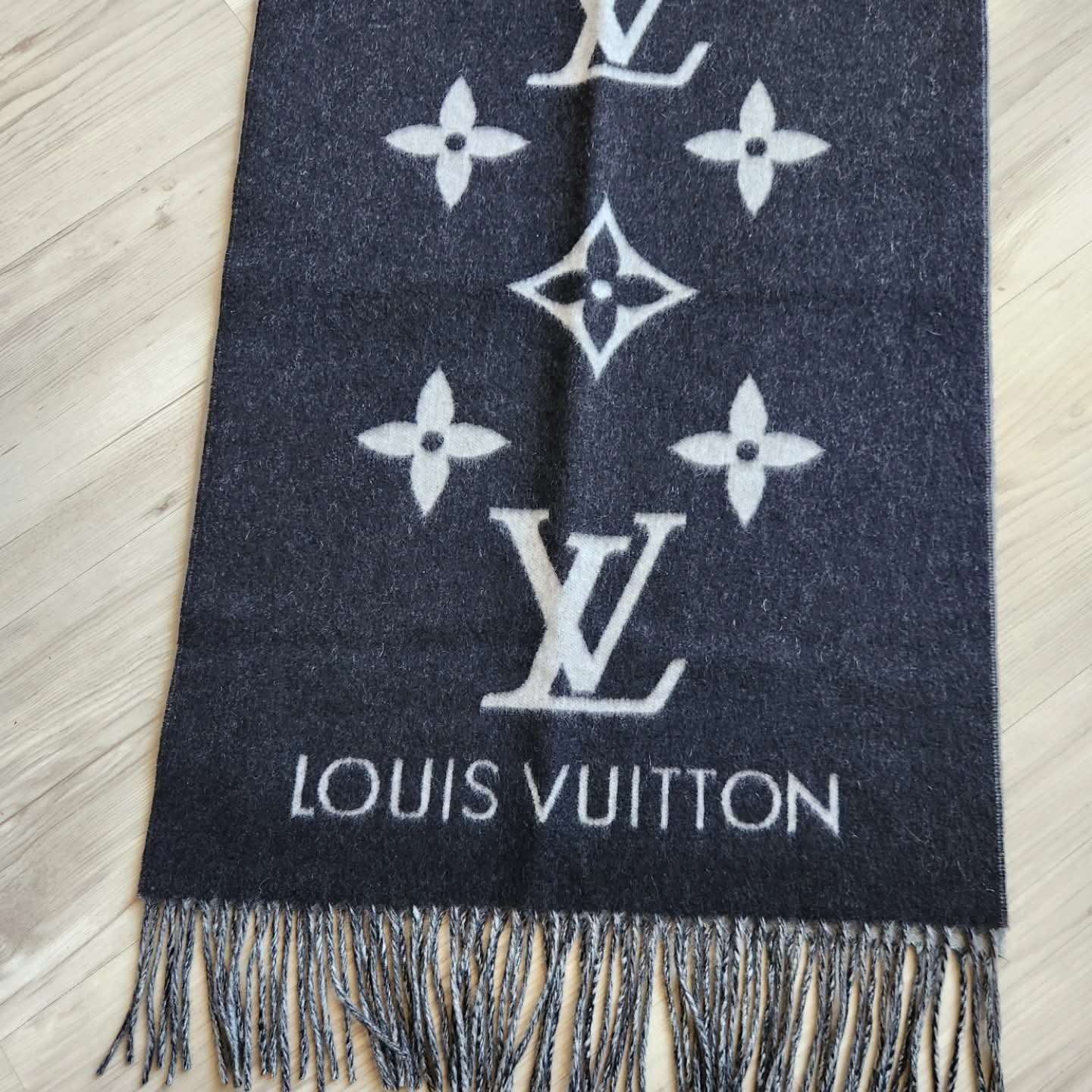 Louis Vuitton Reykjavik