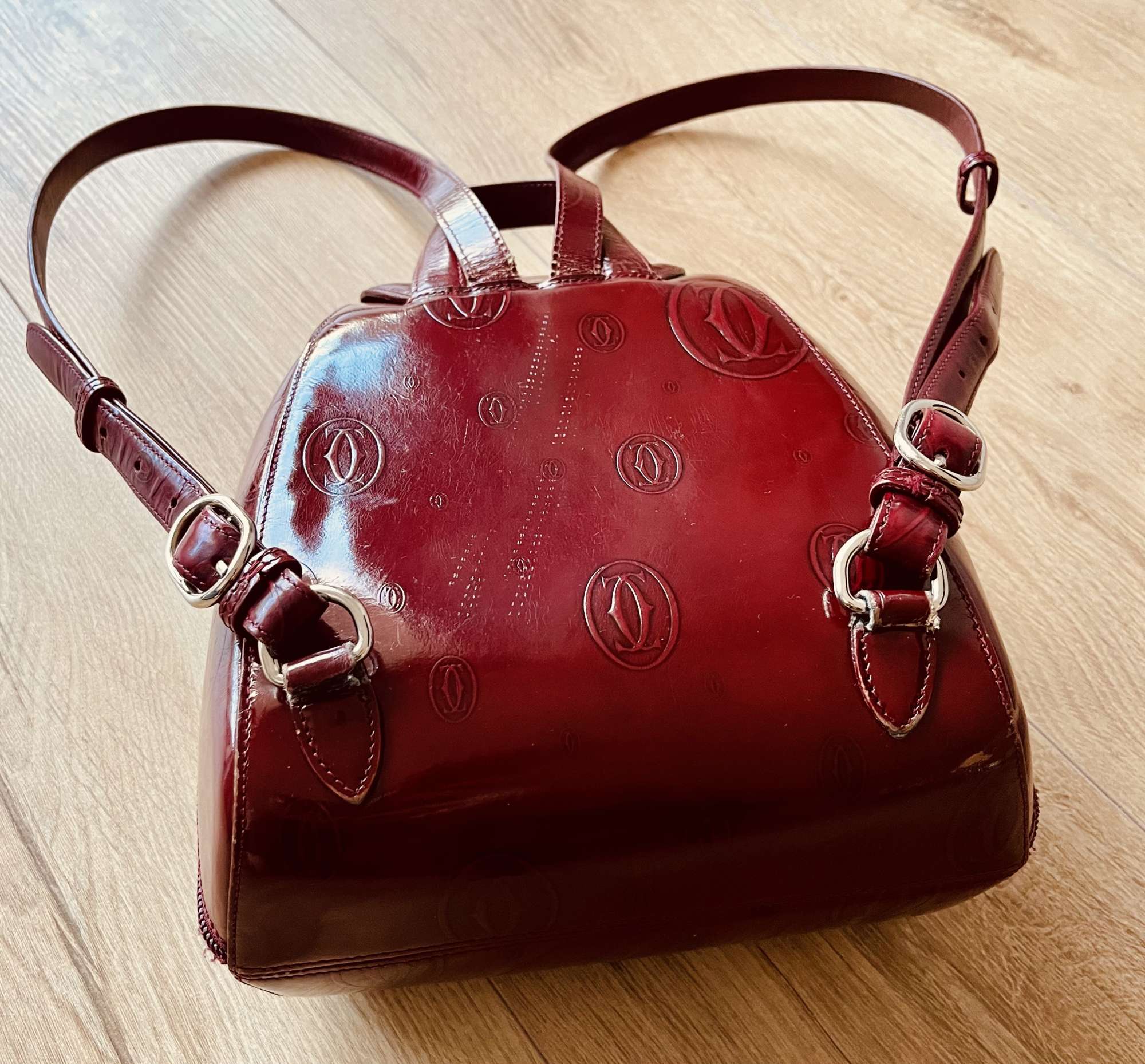 Cartier bordový kožený batoh