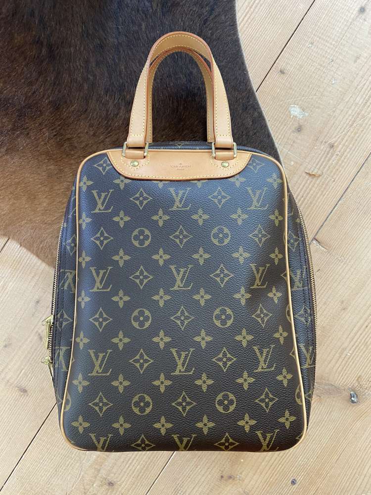 Louis Vuitton excursion