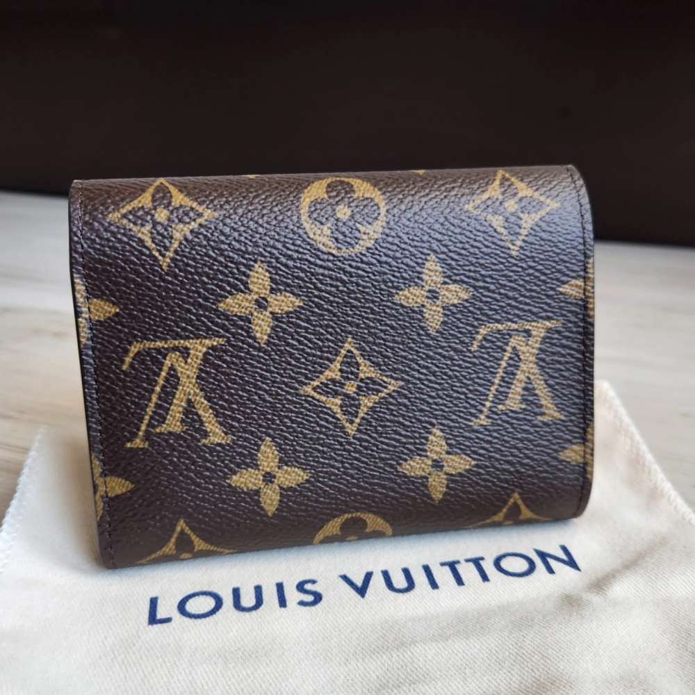 Louis Vuitton Victorine
