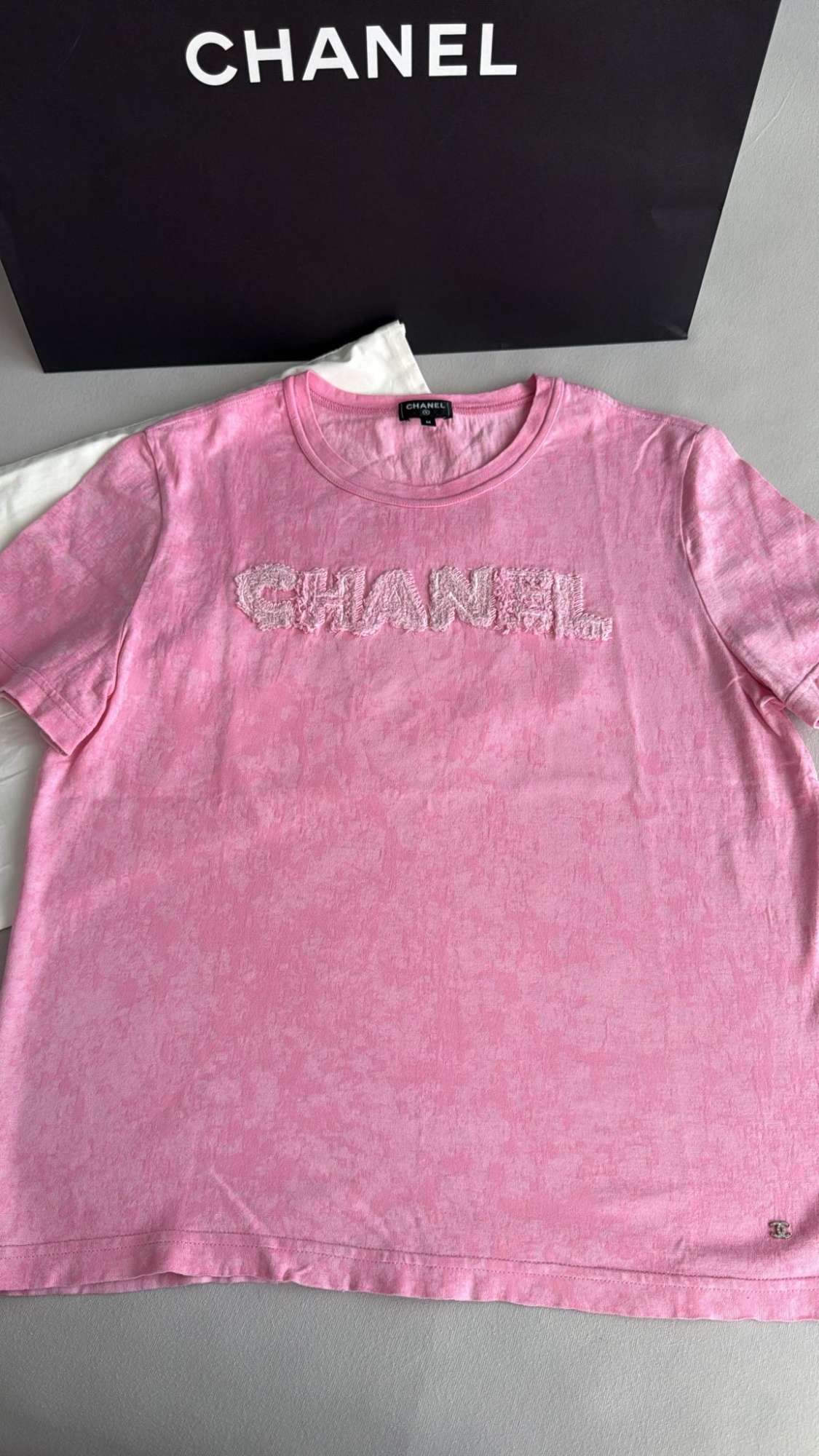 Chanel tričko