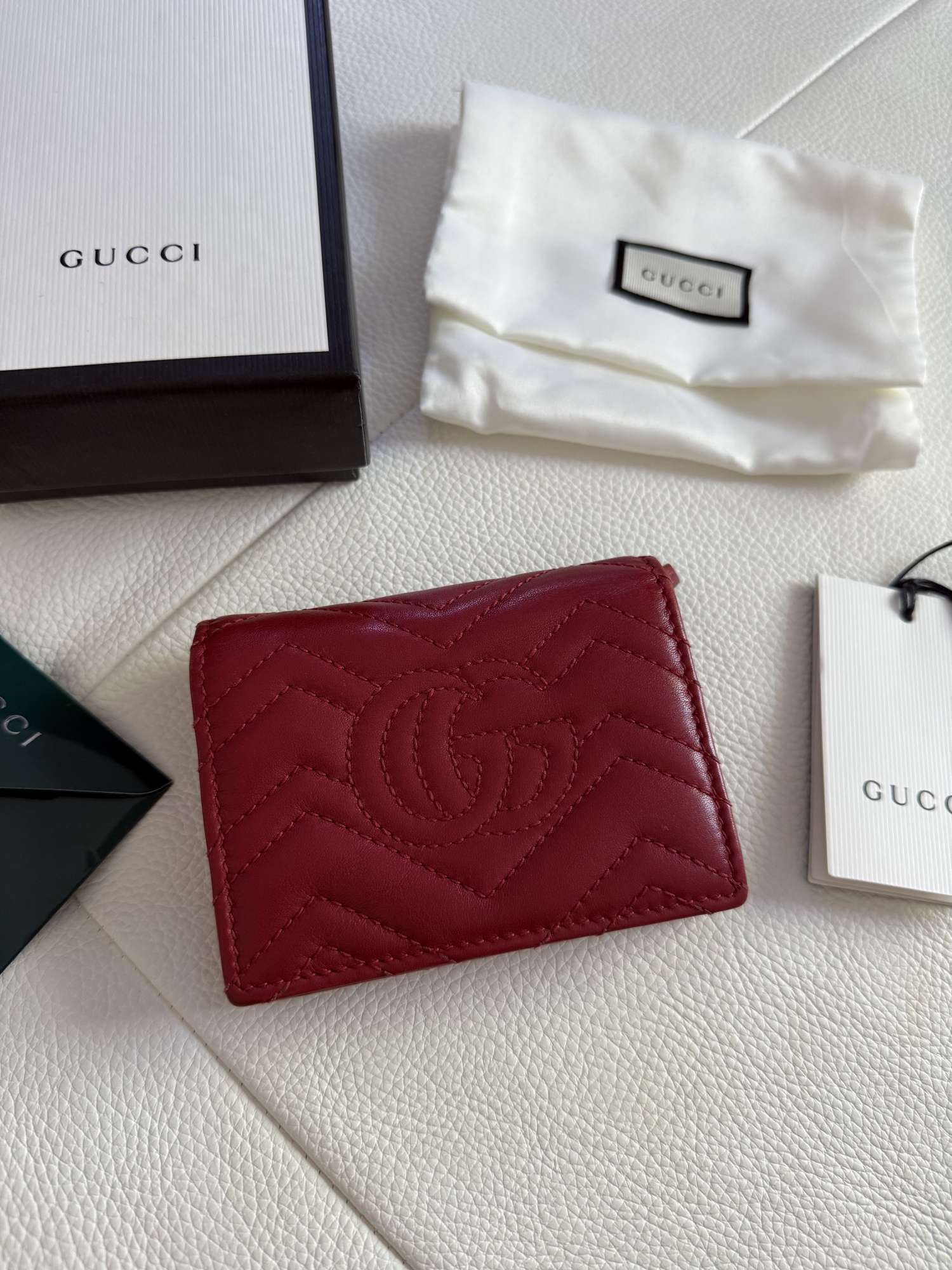 Gucci Marmont penazenka