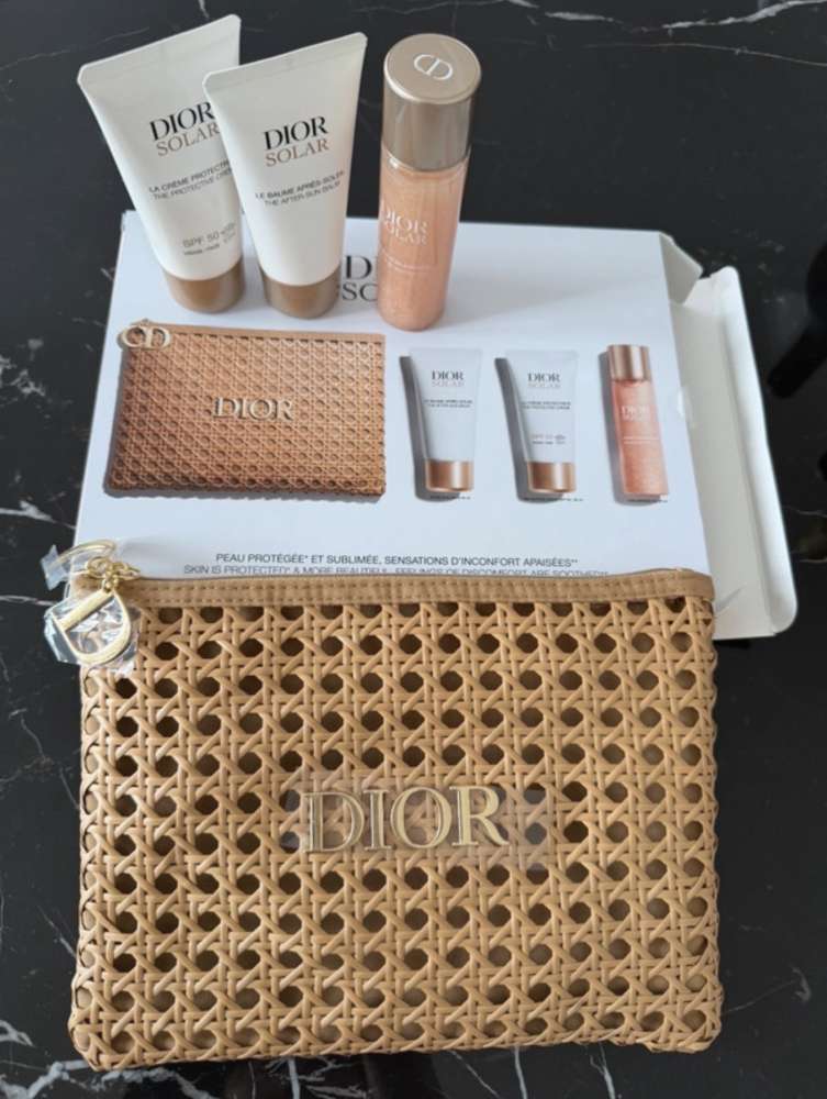 Dior clutch s produktmi