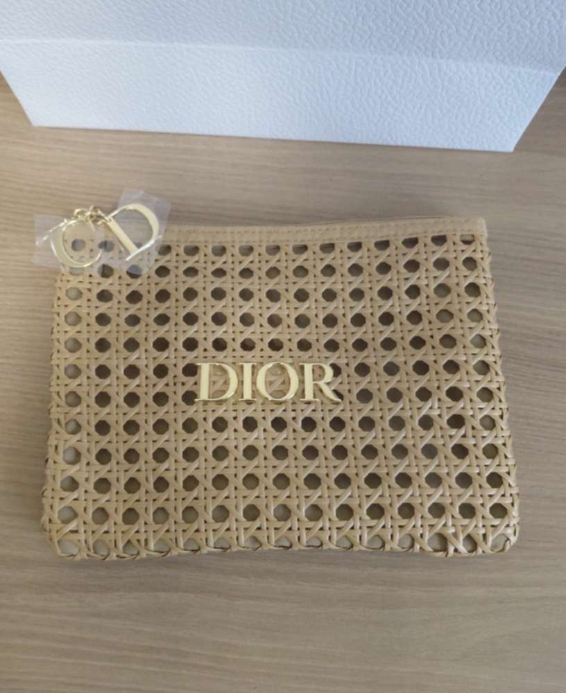 Dior clutch bez kozmetiky