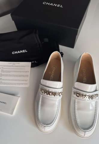 https://vipluxury.sk/Chanel mokasiny