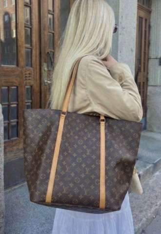 https://vipluxury.sk/Louis Vuitton kabelka