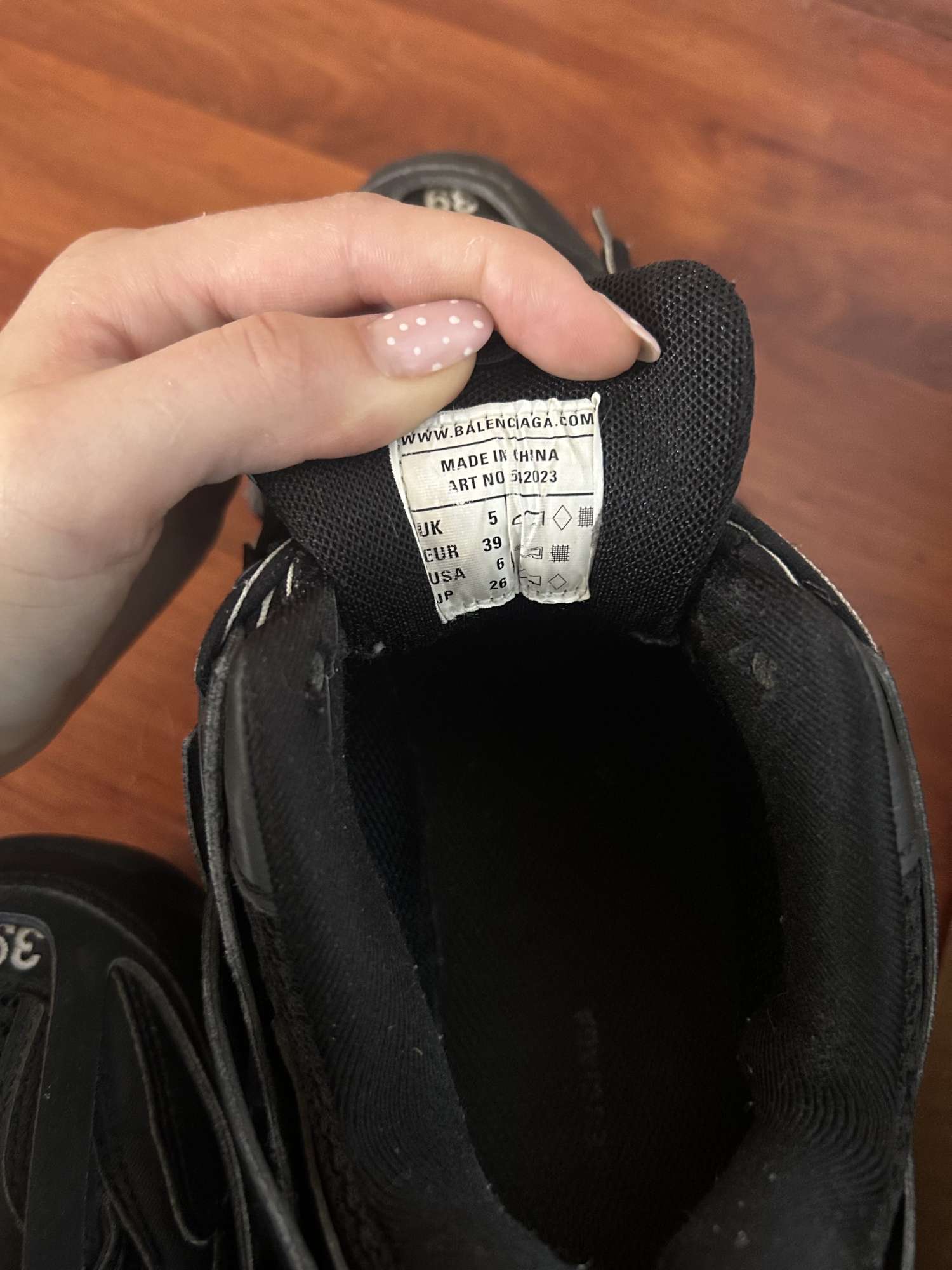 Balenciaga track