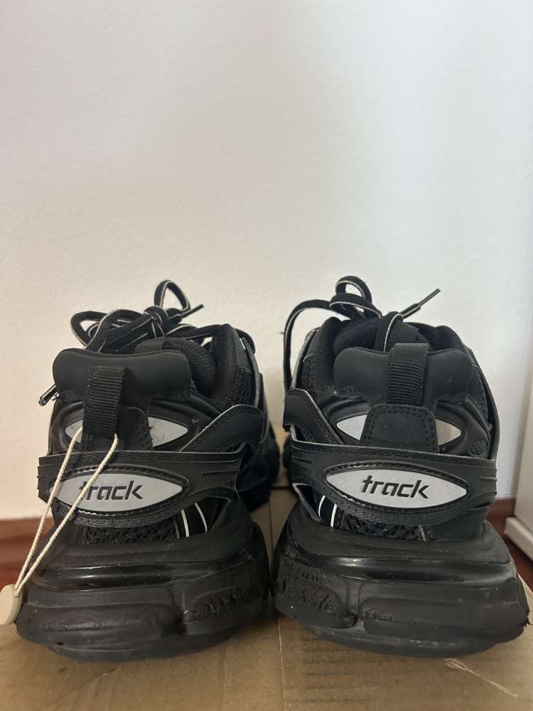 Balenciaga track