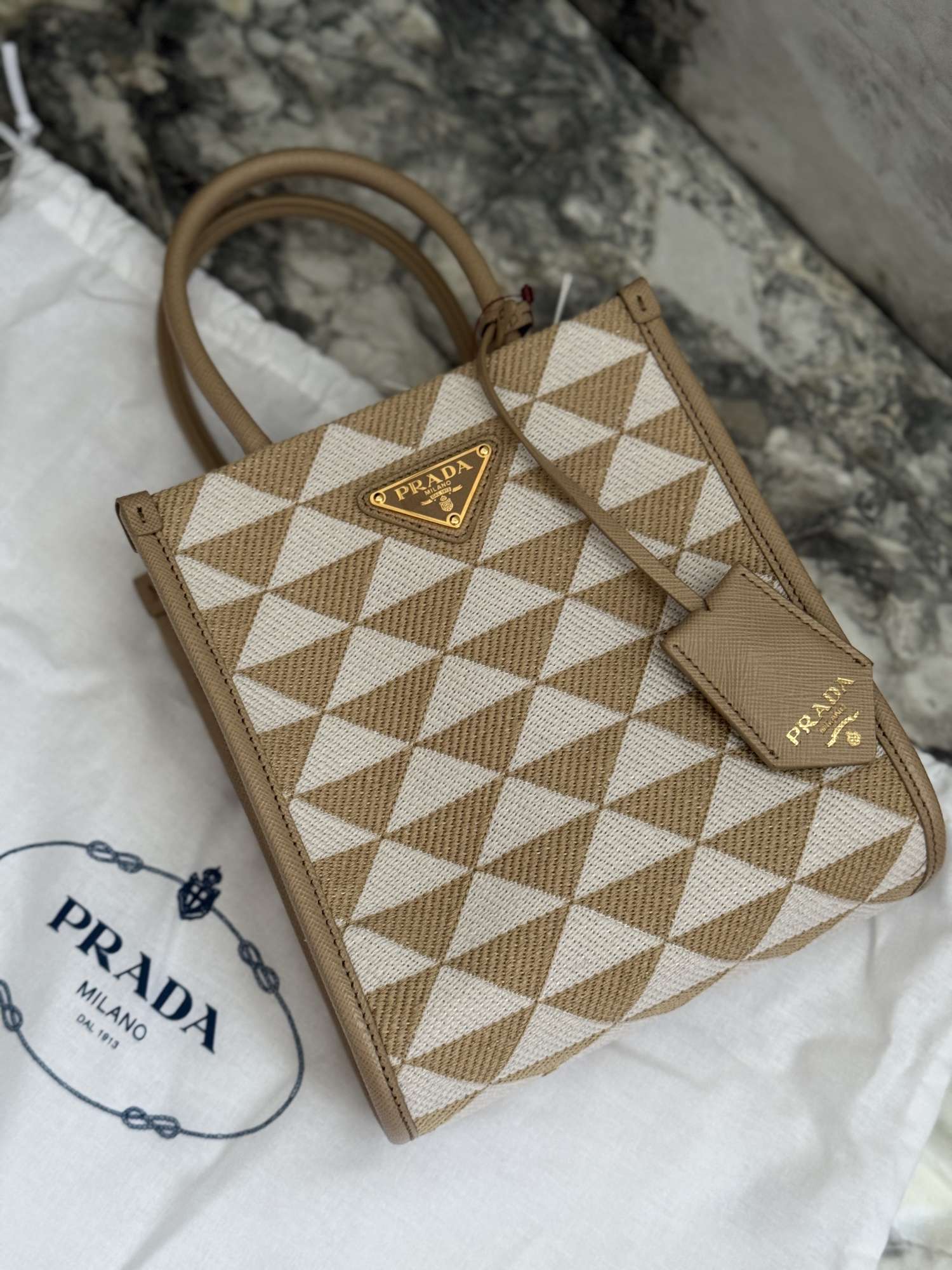 Prada mini kabelka + strap