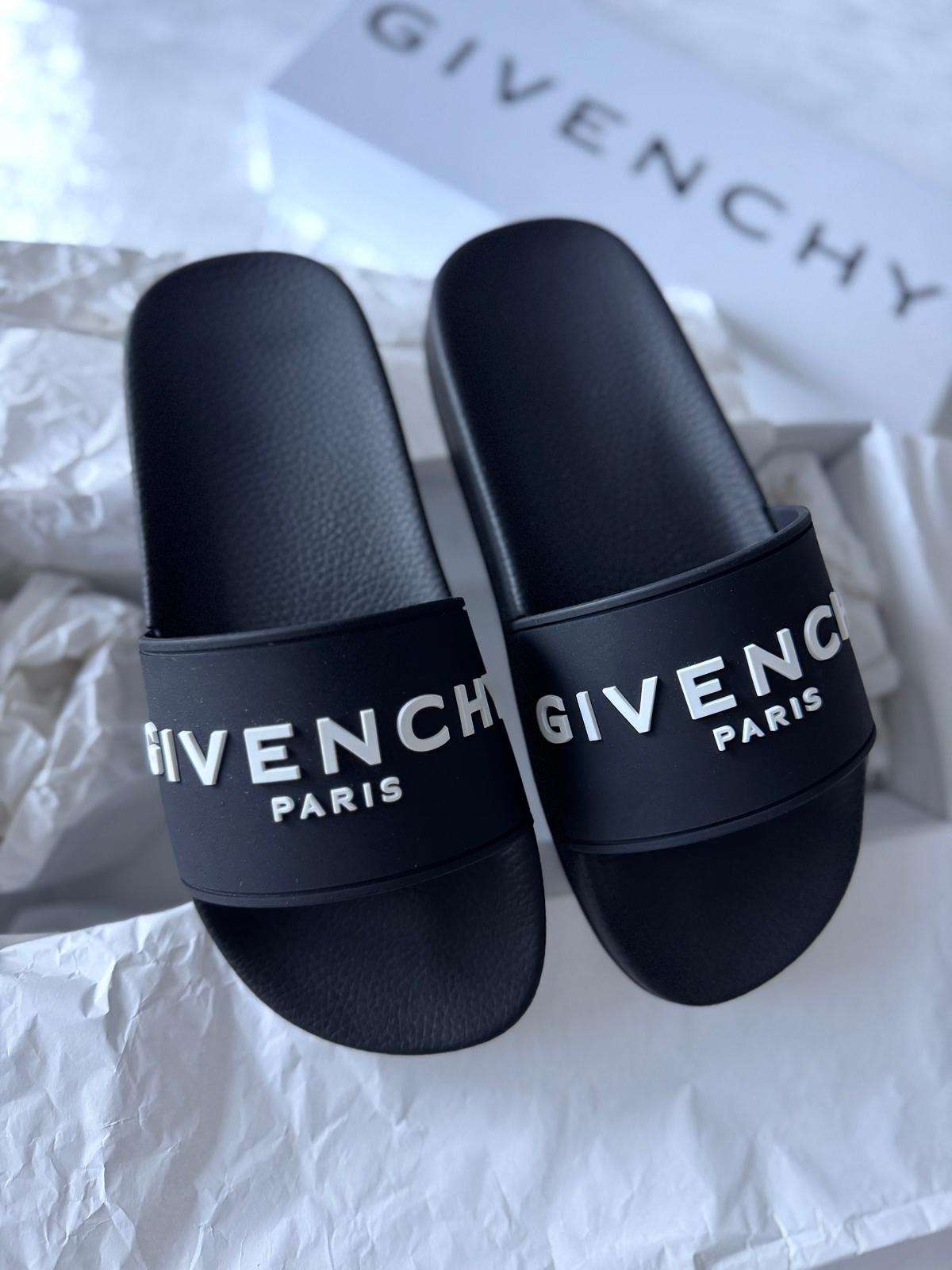 Givenchy šlapky