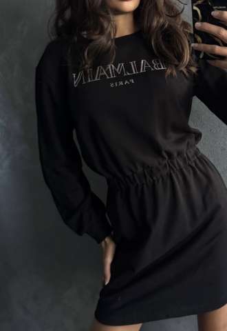 https://vipluxury.sk/Balmain šaty