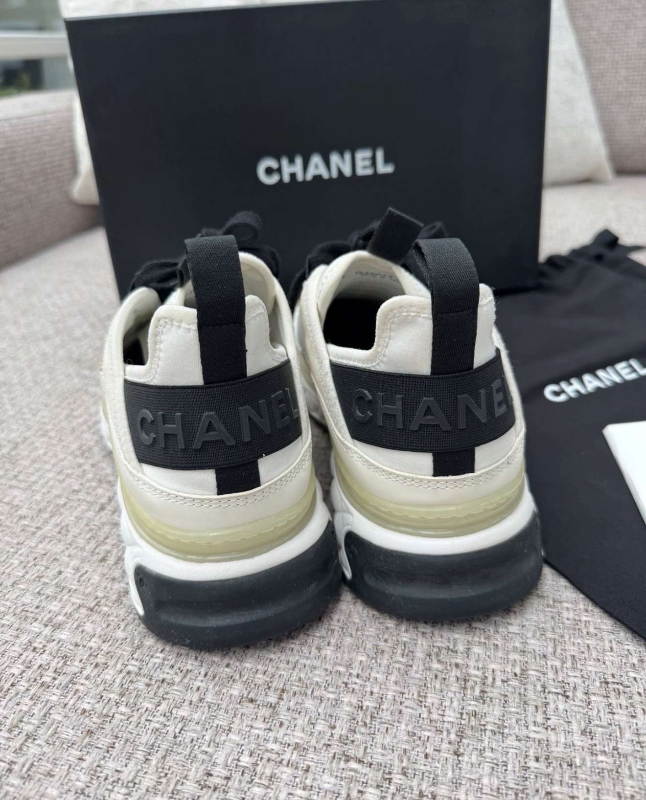Chanel tenisky