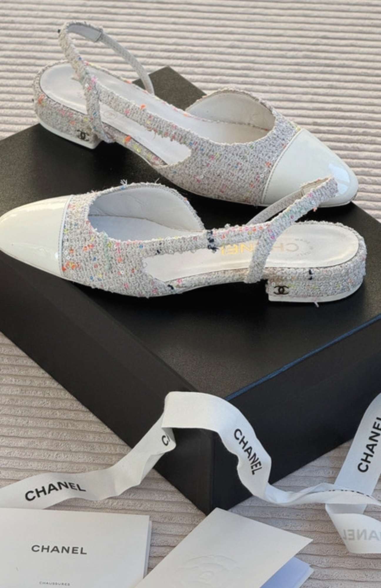 Chanel sandalky