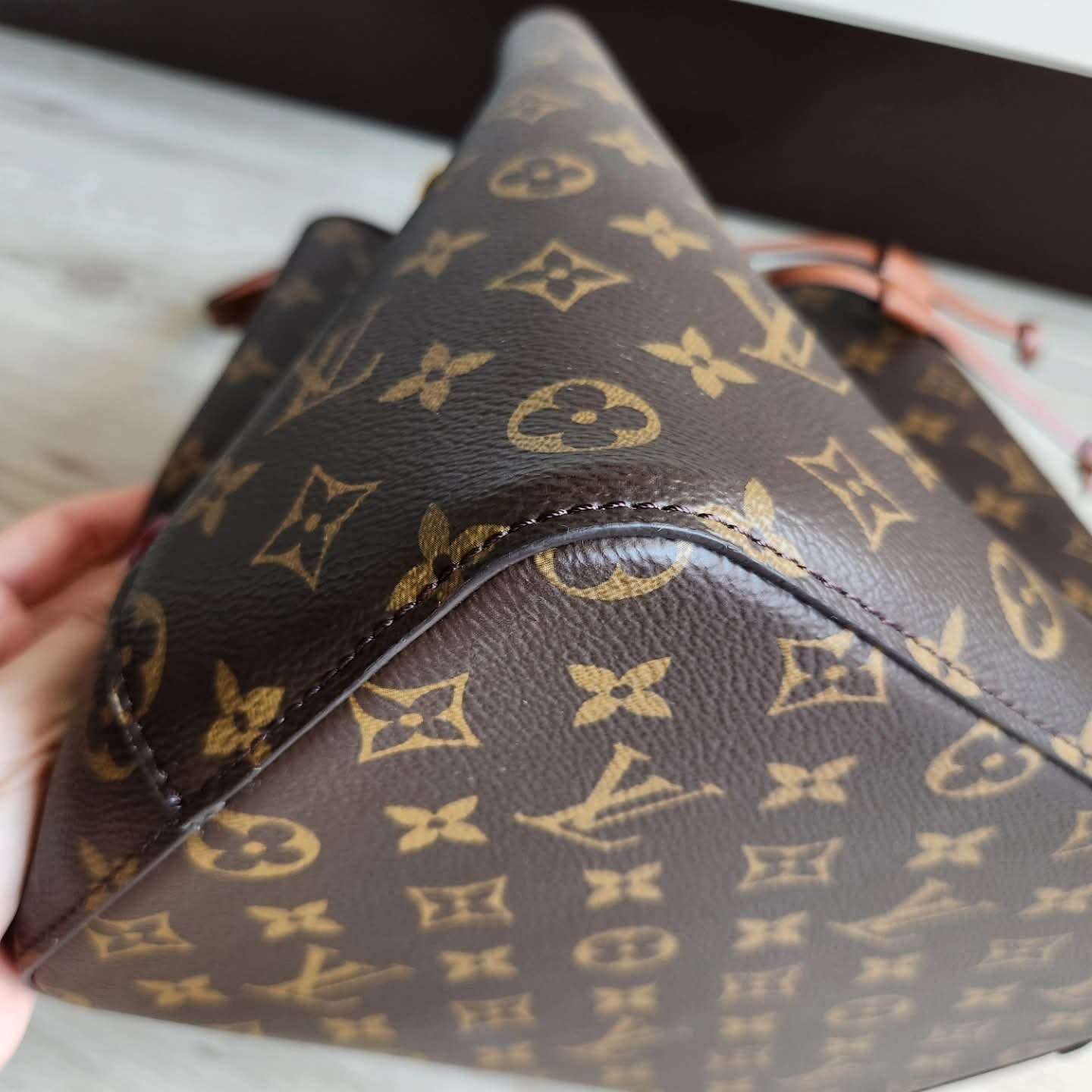 Louis Vuitton NeoNoe
