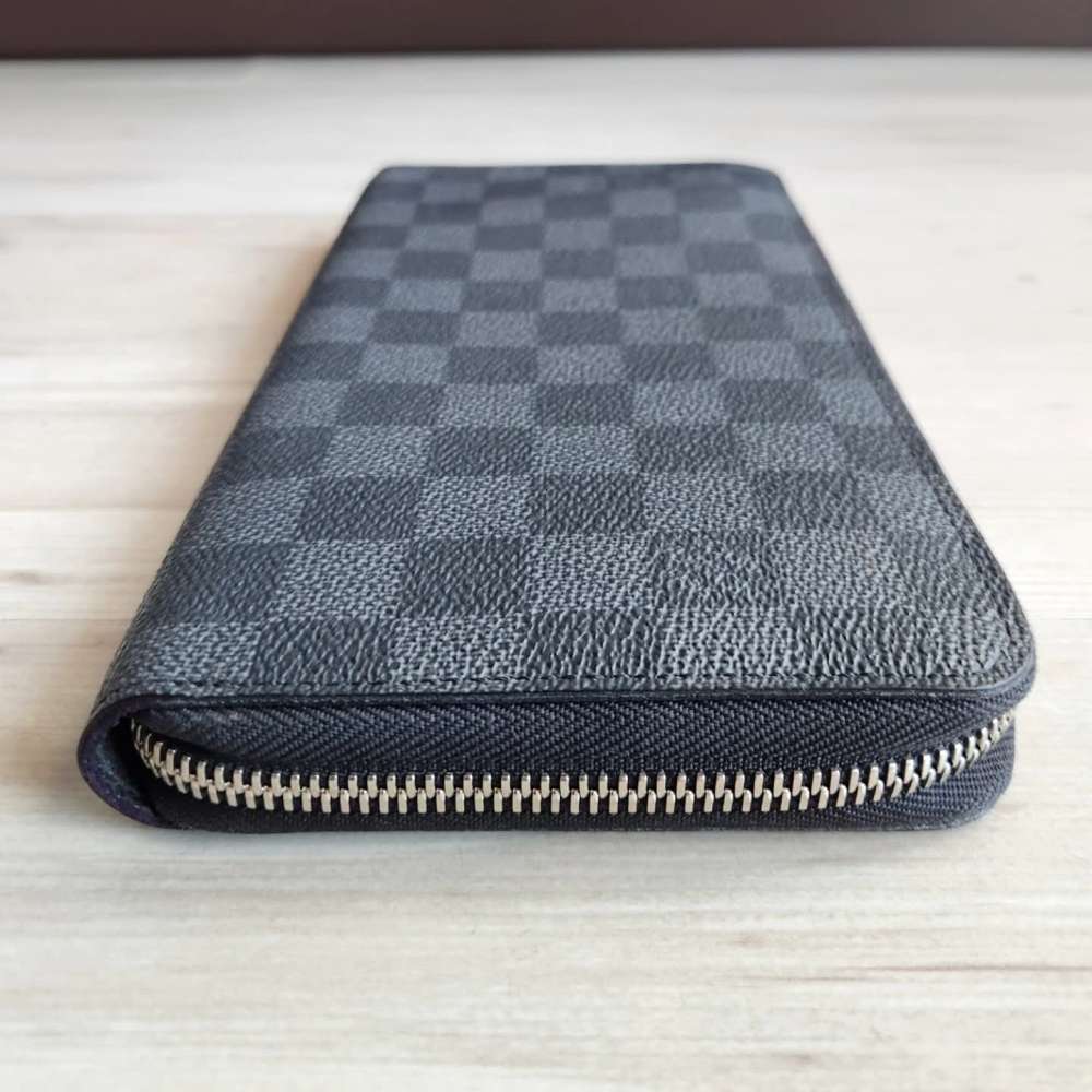 Louis Vuitton Zippy Organizer
