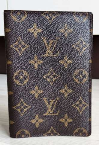 https://vipluxury.sk/Louis Vuitton Passport Cover