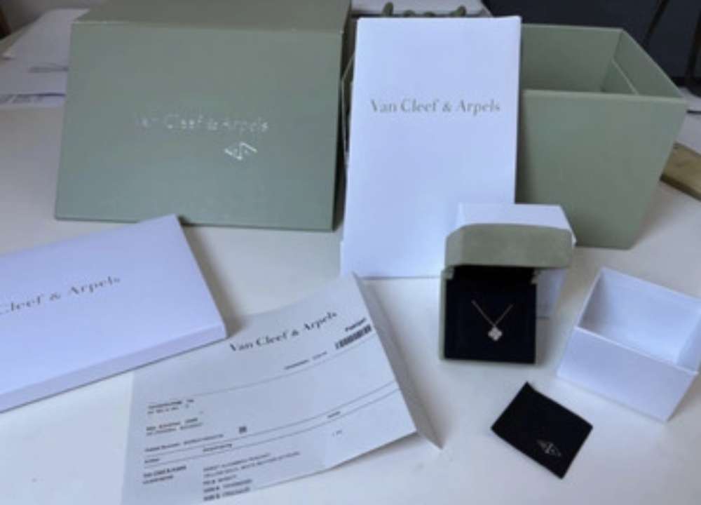 Van Cleef arpels nahrdelnik