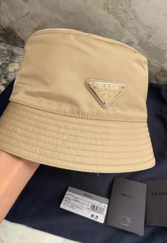 https://vipluxury.sk/Prada klobúk